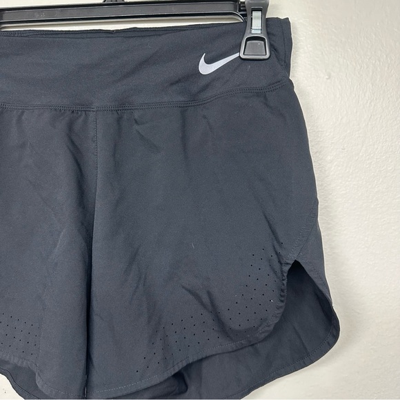 Nike Dri Fit Women’s Running Shorts With Drawstrings Size S - Picture 3 of 9